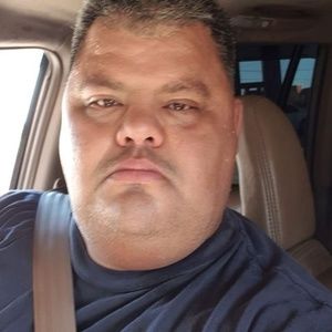 Meet your Posher, Raul